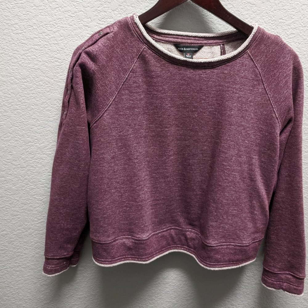 Cropped sweatshirt